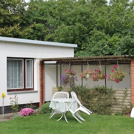 Mit Garten In 2 *